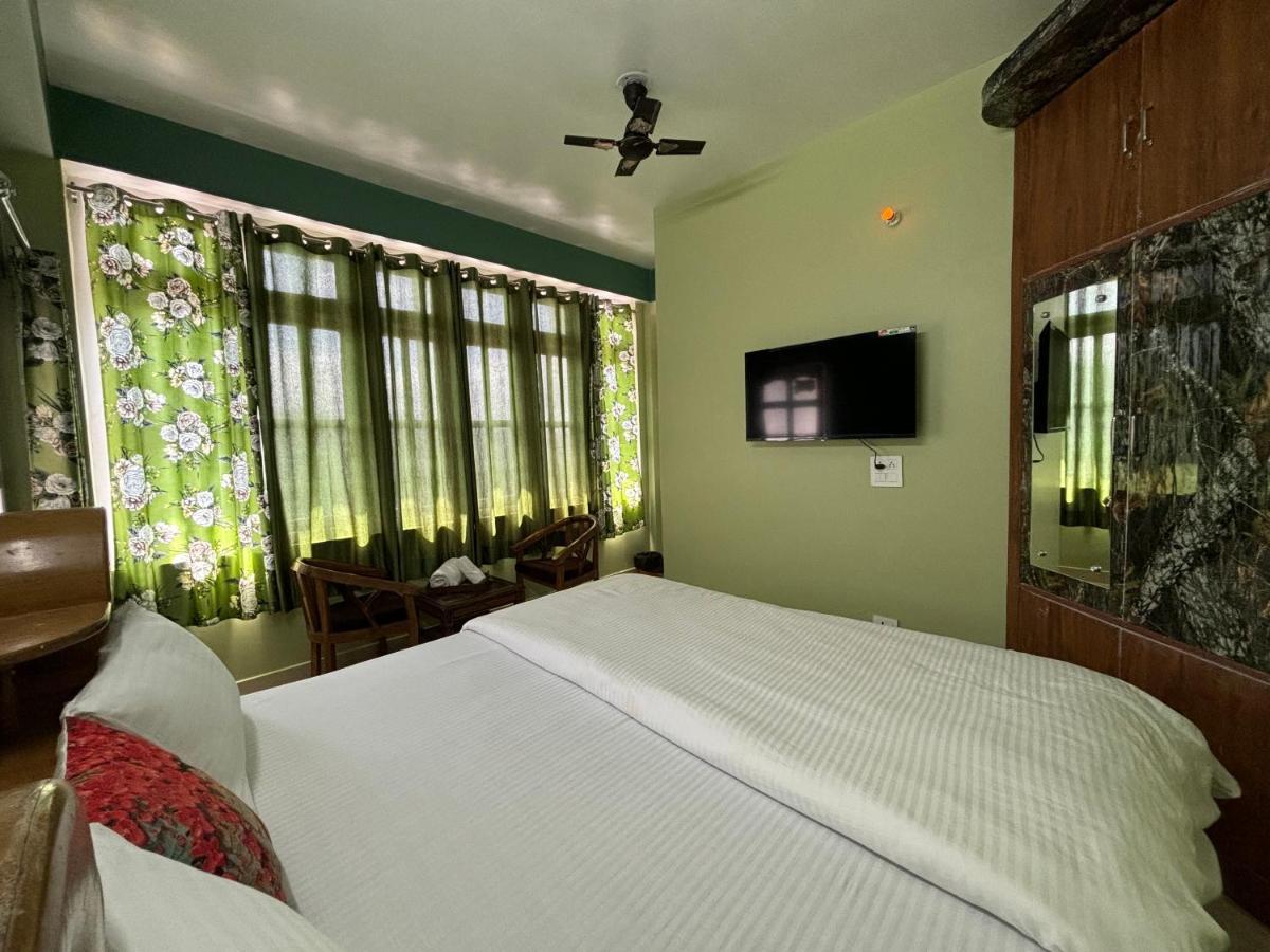 Zu-Zu Hostels Шимла Экстерьер фото